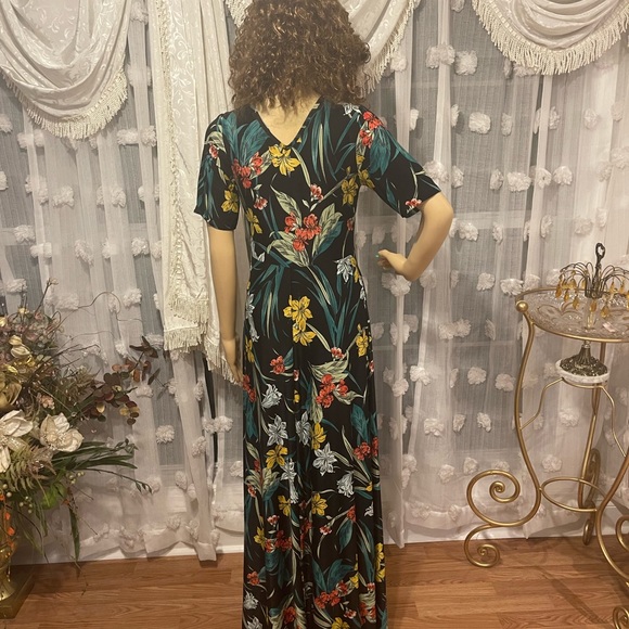 Zinzane Made in Brazil Maxi Dress - Picture 3 of 3